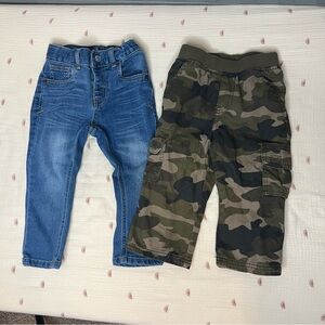 Set of 2 Pants- Blue Jeans and Camouflage Cargo Pants 2T